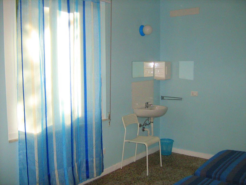 Rivazzurra Di Rimini Sirenapop Concept B&B חדר תמונה